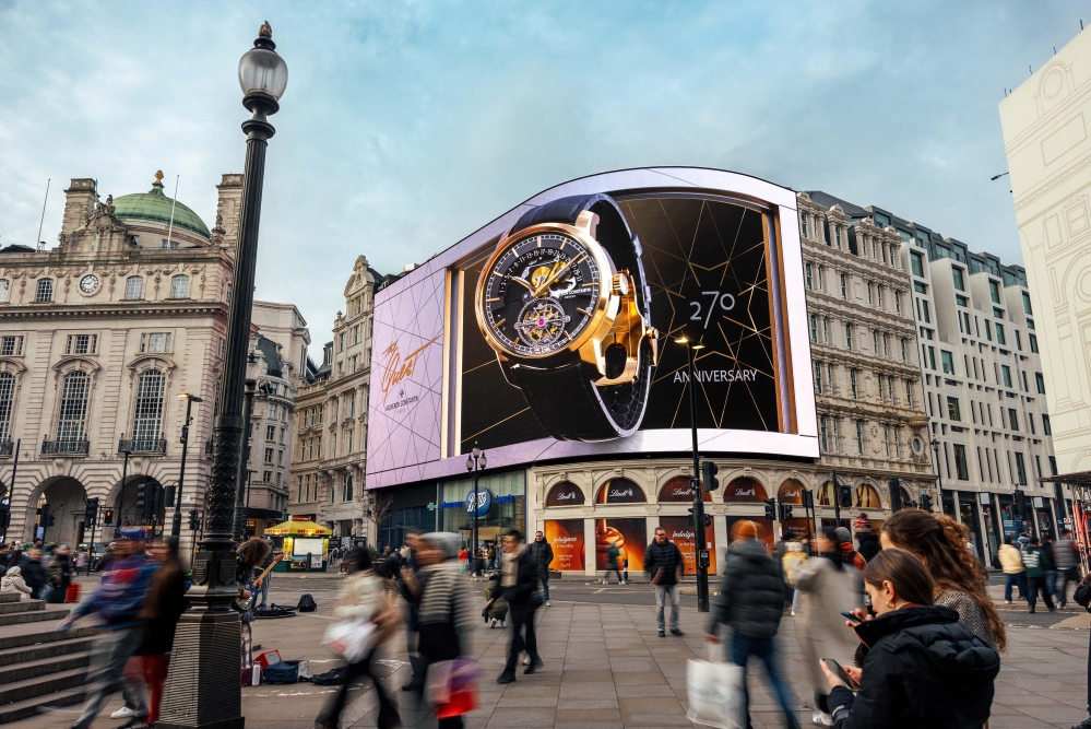 Landsec extends its Piccadilly Lights partnership with Ocean Outdoor