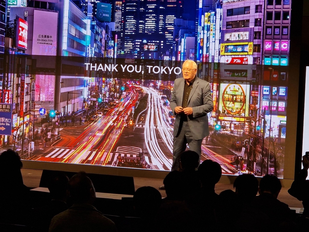 WOO President Tom Goddard speaks at Japan's first OOH conference 